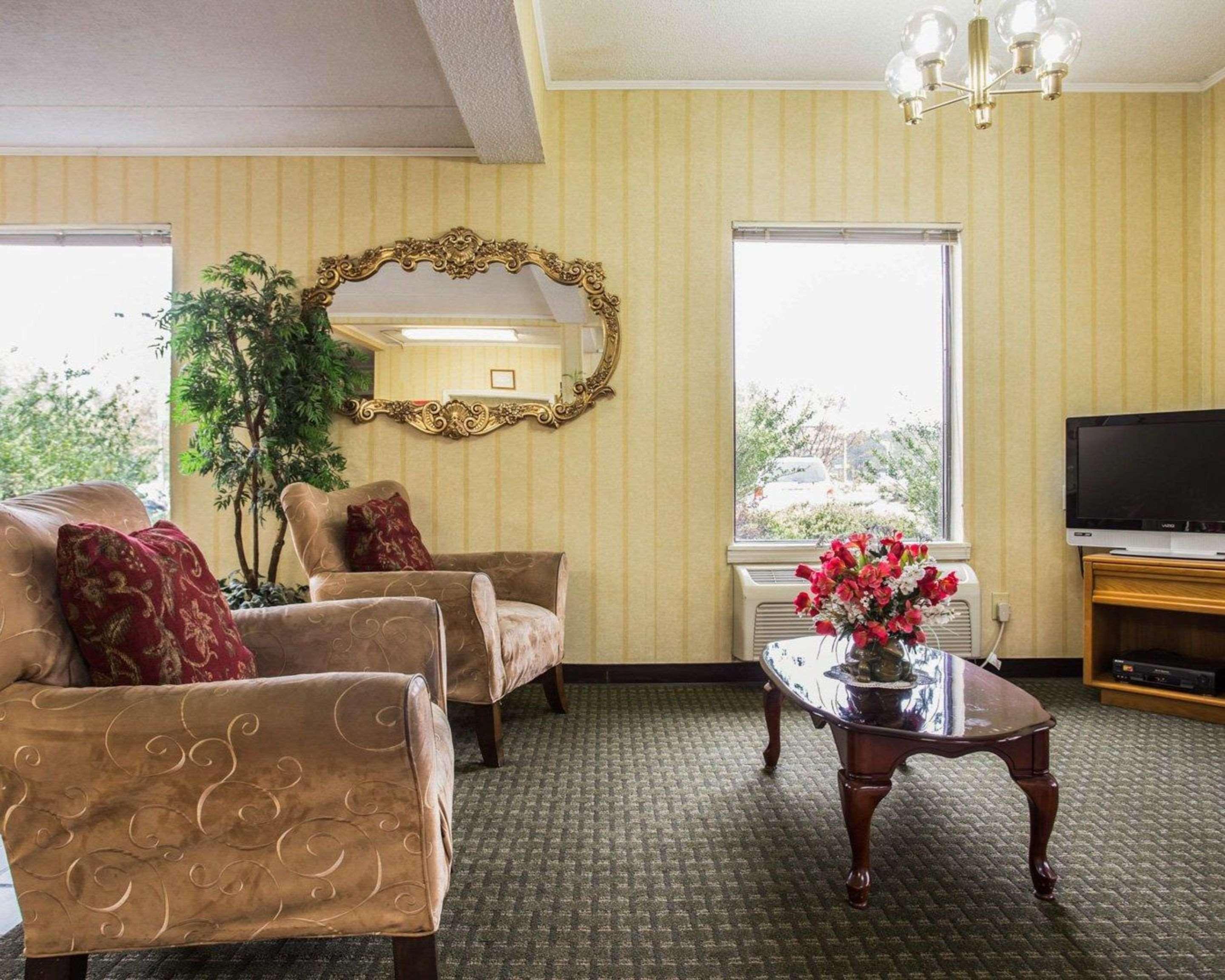 Econo Lodge Inn & Suites Lugoff Exteriér fotografie